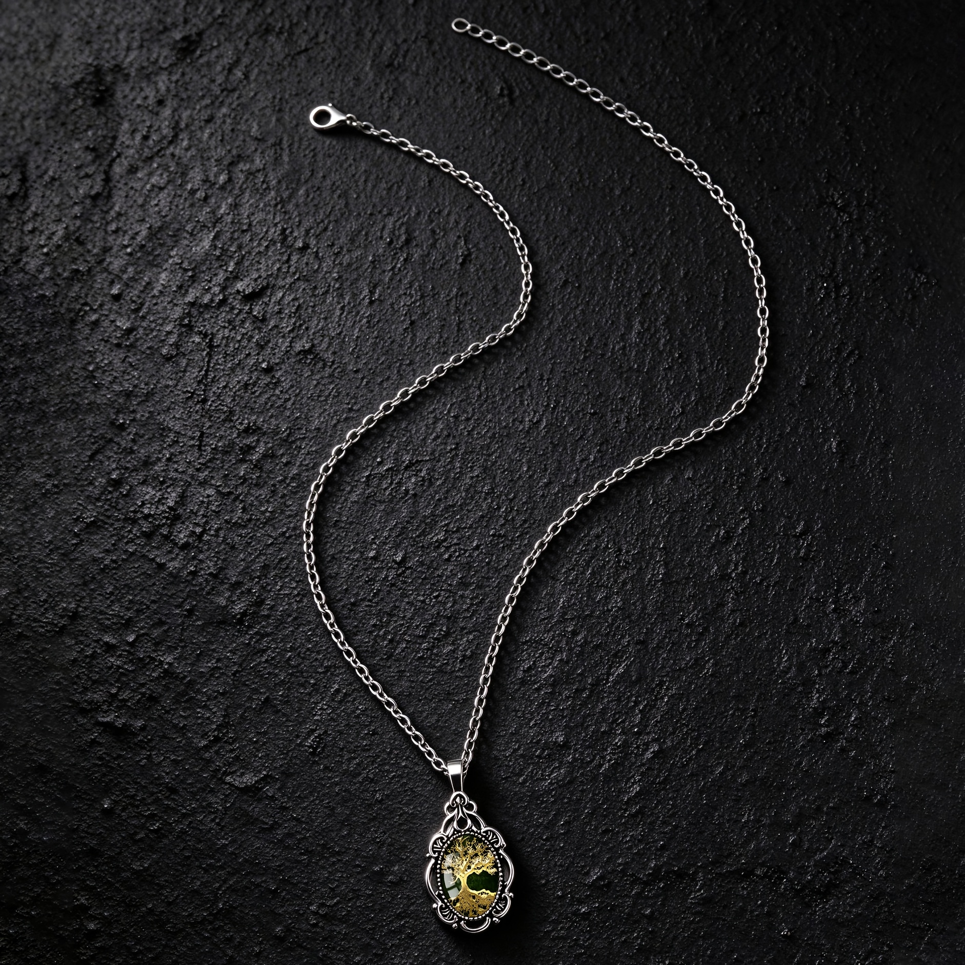 Men's Deep Green Life Tree Pattern Oval Glass Pendant Necklace